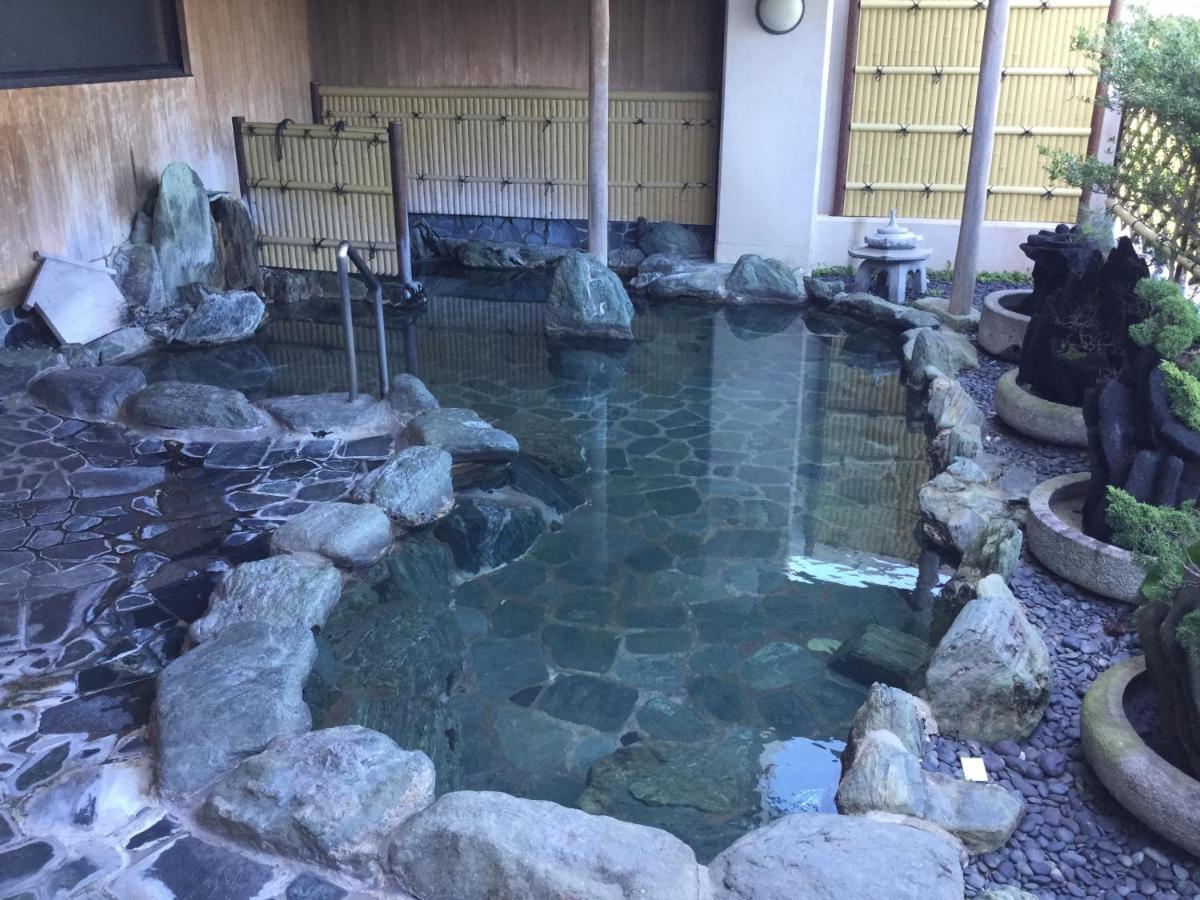Shima Beach Hotel Toba Exterior foto
